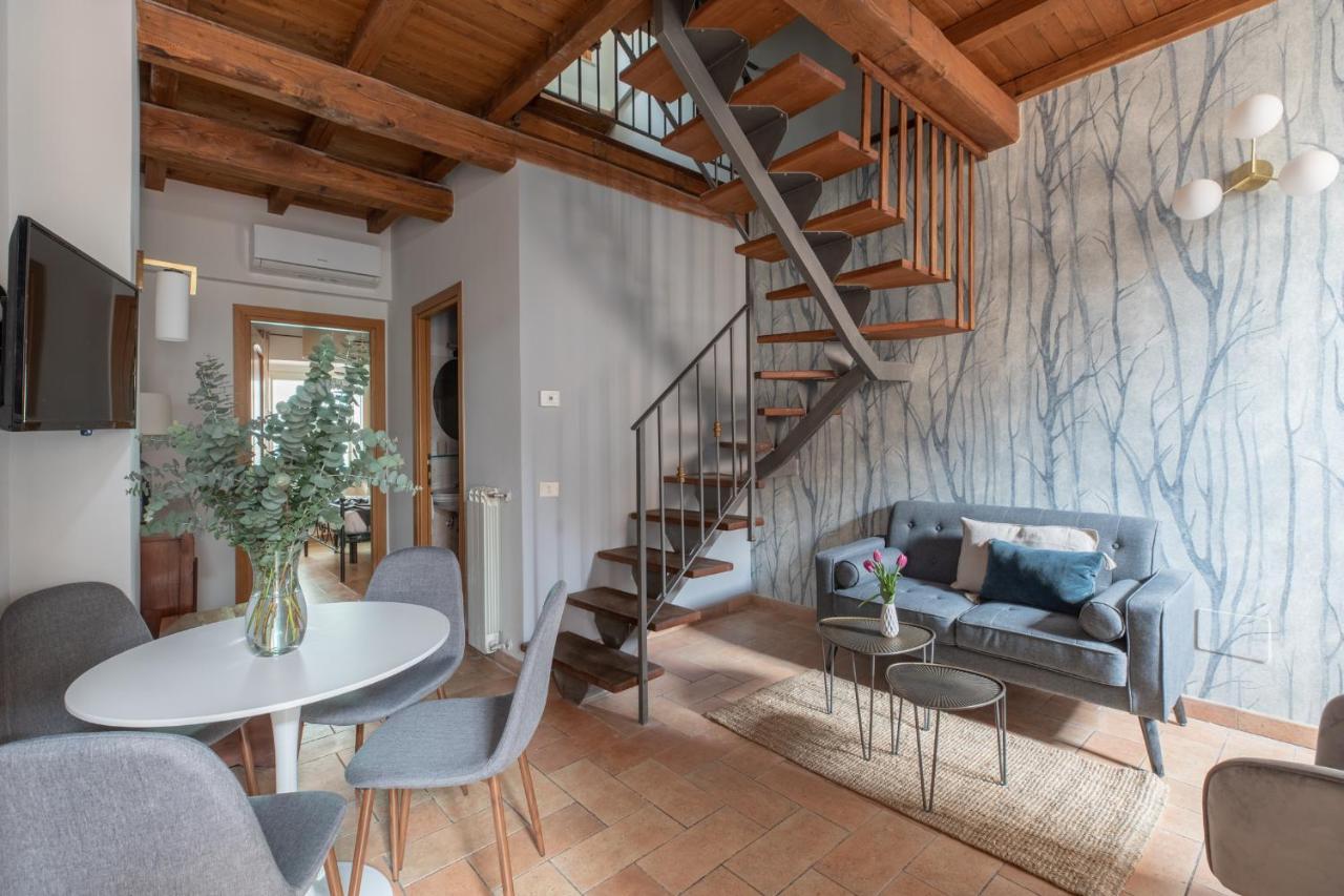 Iflat Charming Apartment Near Piazza Venezia Rome Bagian luar foto