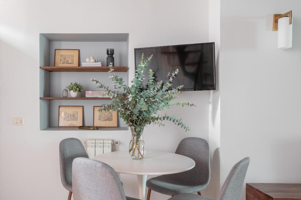 Iflat Charming Apartment Near Piazza Venezia Rome Bagian luar foto